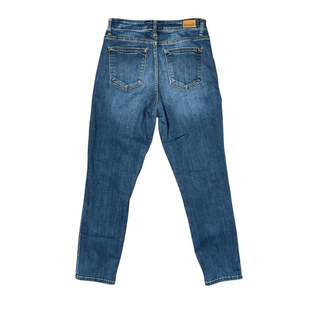 Judy Blue Boyfriend Fit Jeans - Picture 2 of 5